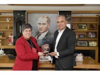 Başkan Uysal:  “Kadınlarımızın yanındayız”