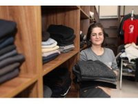 Yılda 2 bin kişi dayanışma evinden giyiniyor