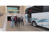Antalya’da eş zamanlı ‘aranan şahıs’ operasyonu: 55 gözaltı