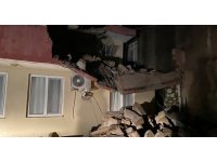 Antalya’da gece yarısı çıkan hortum mahalleyi savaş alanına çevirdi