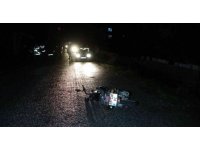 Motosiklet sürücüsü kask sayesinde hayata tutundu