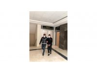 Çaldığı telefonu satmaya çalışırken yakalandı