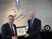 İngiltere Büyükelçi’nden Başkan Böcek’e ziyaret