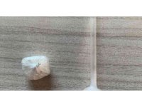 Yakalanan şüphelinin üzerinden uyuşturucu çıktı