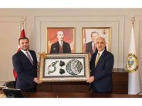 Bakan Kirişci: “7 gün 24 saat biz de Yüreğir’imizin hizmetindeyiz”