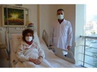 20 yıldır idrar yapmakta zorlanan kadına ağız mukozasından idrar yolu yapıldı