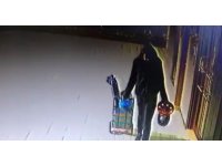 Pazardan alışveriş yapar gibi apartman soydu