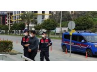 Sitedeki su sayacı ve elektrik sigortalarını çalan şahıs tutuklandı