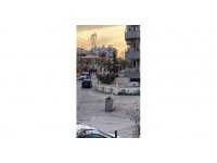 Hatay’da polisten kaçarak otomobilden yol kenarına el bombası atan 2 kişi yakalandı