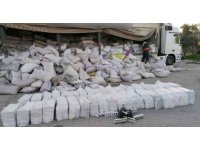 Çöp arasına zulalı 19 bin 610 paket kaçak sigara ele geçirildi