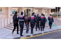 Mersin’de aranan 25 kişi yakalandı