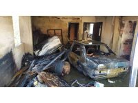 Evin garajında çıkan yangında otomobil alev topuna döndü