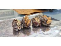 Ramazan ayının gözdesi hurmalar tezgahları süslüyor