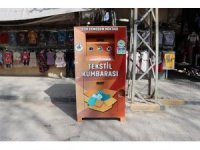 Reyhanlı’da tekstil geri dönüşüm kumbaraları yerleştiriliyor