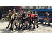 Hatay’da göçmen kaçakçılığı yapan 2 şüpheli tutuklandı