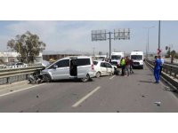 Kararsız sürücü karayolunu savaş alanına çevirdi: 2 yaralı