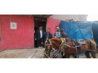 Kırıkhan’da çöp konteynerlerini çalan baba oğul yakalandı