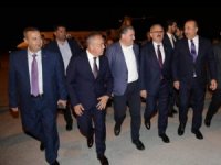 Böcek Çavuşoğlu'nu karşıladı