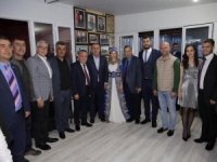 BÖCEK VE ÇAVUŞOĞLU DÜĞÜNE GİTTİ