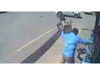 Pompalı tüfekle yaşanan dehşet anları güvenlik kamerasında