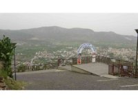 Kozan’da toz bulutu etkili oldu