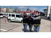 Araçtan 820 bin lira çalan iki hırsız tutuklandı