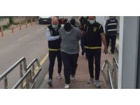 Bir kişiyi bıçaklayıp 2 cep telefonu gasp eden 3 zanlı tutuklandı