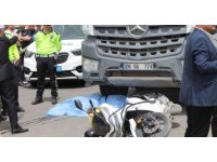 Hatay’da kamyon ile çarpışan motosiklet sürücüsü hayatını kaybetti