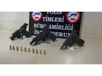 İskenderun’da 3 ruhsatsız silah ele geçirildi