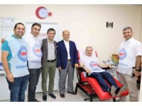 Memur-Sen’den Kızılay’a kan bağışı