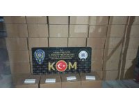 Durdurulan kamyondan 294 bin 950 paket kaçak sigara çıktı