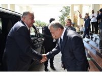 Başkan Yılmaz, Teksöz’ü tebrik edip destek verdi