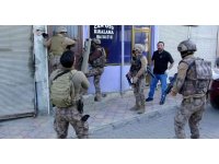 Osmaniye’de zehir tacirlerine ’şafak’ operasyonu