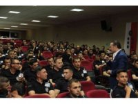 Polis adaylarına kişisel gelişim ve farkındalık eğitimi