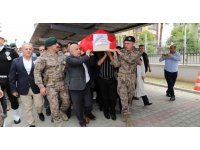 Kalp krizi geçirip hayatını kaybeden polis memuru son yolculuğuna uğurlandı