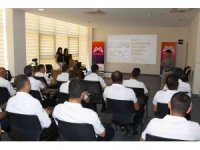 Mersin Büyükşehir Belediyesinden otobüs şoförlerine ’empati’ eğitimi