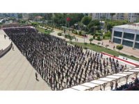 Mersin’de 1919 genç aynı anda zeybek oynadı