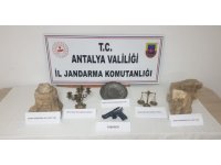 Jandarmanın yaptığı baskında evden tarih çıktı