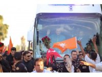 Cumhurbaşkanı Erdoğan: “Göğsümüzü tanklara, ölüm kusan silahlara siper edeceğiz ama istikbal ve istiklalimize asla leke sürdürmeyeceğiz”