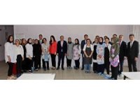 Aşçı yardımcılığı kursiyerleri hünerlerini sergiledi