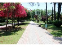 Adana’da termometreler 43 dereceyi gösterdi