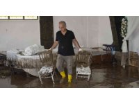 Düğün salonu, çamur salonuna döndü