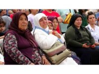 Osmaniye’de hacı adayları dualarla kutsal topraklara uğurlandı