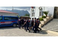 Hırsızlığa teşebbüs eden şahıslar yakalandı