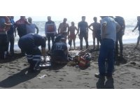 Torununu kurtarmak için denize atladı, rip akıntısında boğuldu