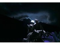 Hatay’da Atatürk büstü ile dolunay manzarası