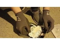 Uyuşturucu oto teybin içinden çıktı, 2 kişi gözaltına alındı