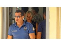 Kuyumcuyu soymak istedi, sert kayaya çarptı