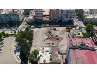 ’Dünyanın en saçma binası’ tarih oldu, geriye moloz yığınları kaldı