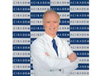 Bir saatlik yüzmede 500 kalori yakılıyor